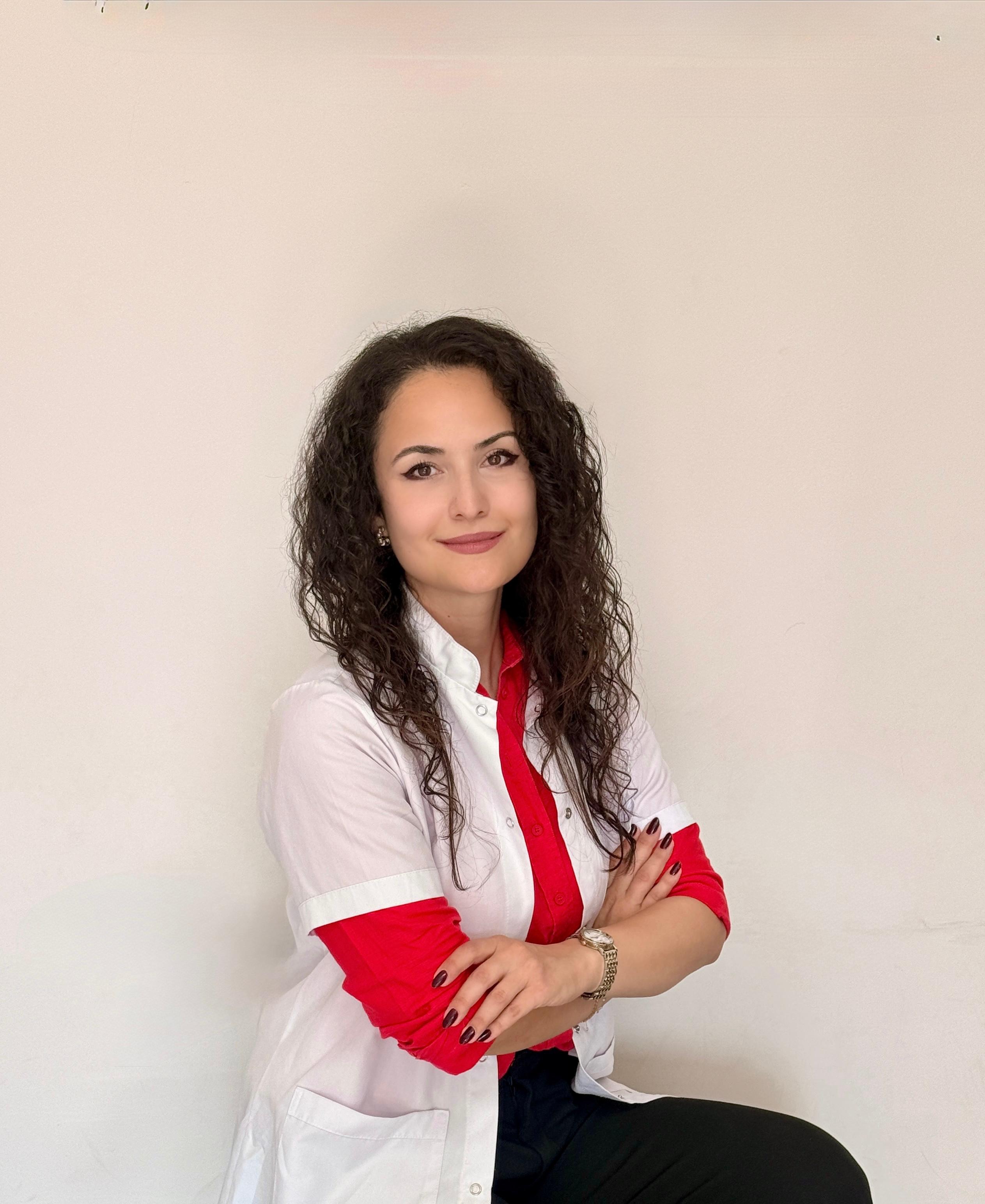 Dt. Tuğçe Özbek Çağlar — Ortodonti Uzmanı